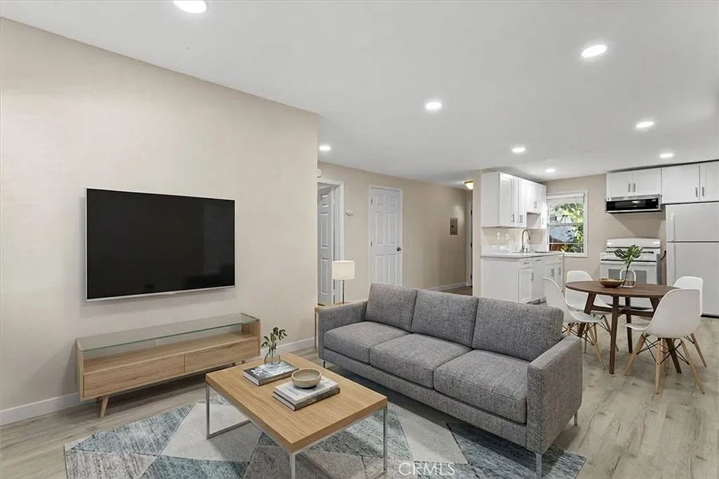 1 bed, 600 sqft, $2,799 — Photo 1