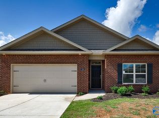 119 Settlement Dr, Huntsville, AL 35810