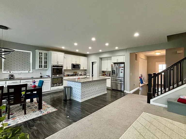 15660 Monson Dr — Photo 5