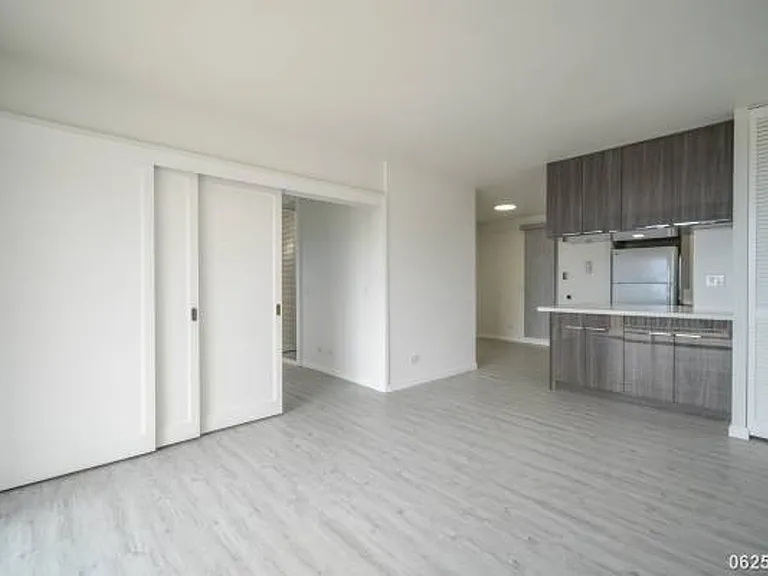 4970 Kilauea Ave #402 — Photo 13