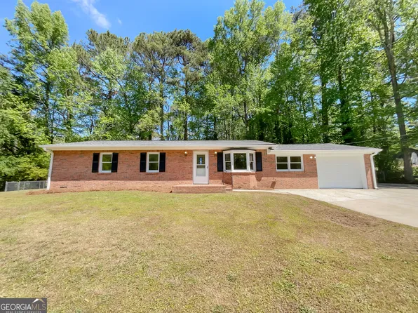 637 Kingston Ln NW, Conyers, GA 30012