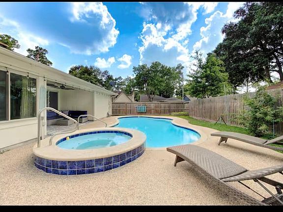 2nd image of 9126 Benwick St