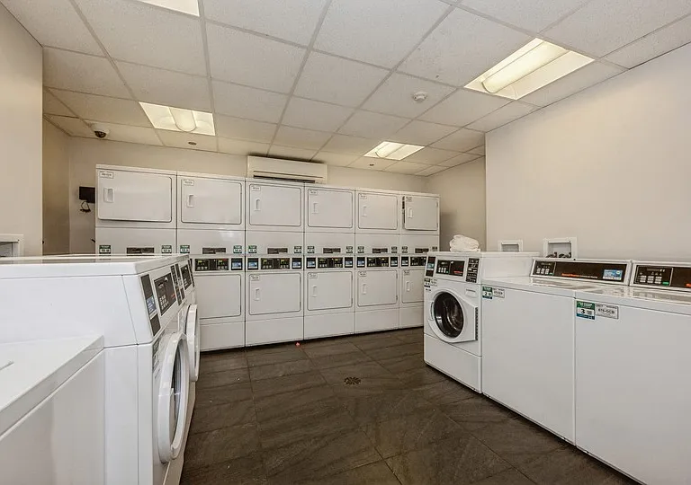 The Seneca Apartments — Photo 7