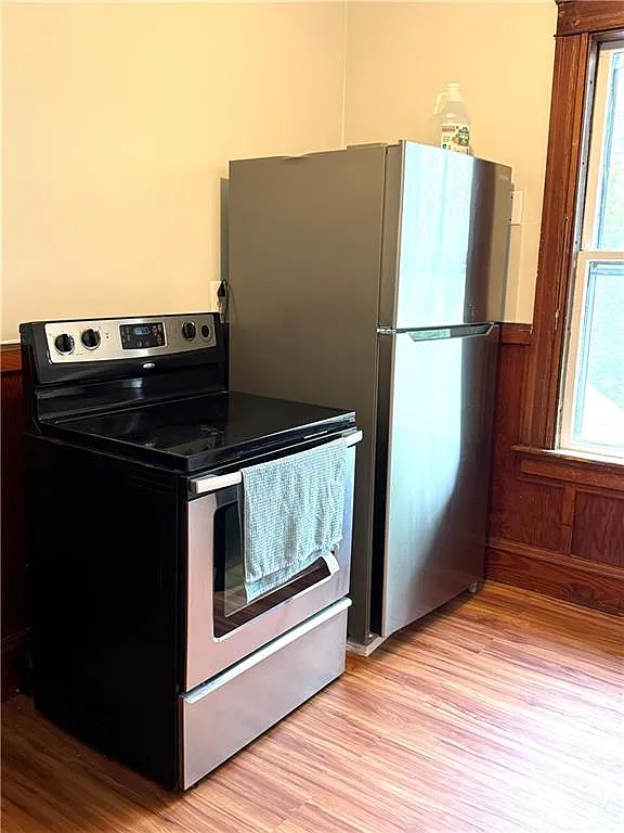 3 bed, 2284 sqft, $2,000 — Photo 4