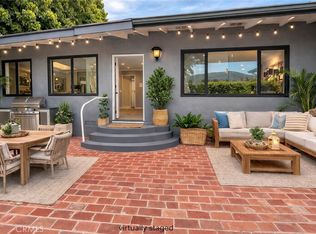 457 Seaward Rd #B, Corona Del Mar, CA 92625