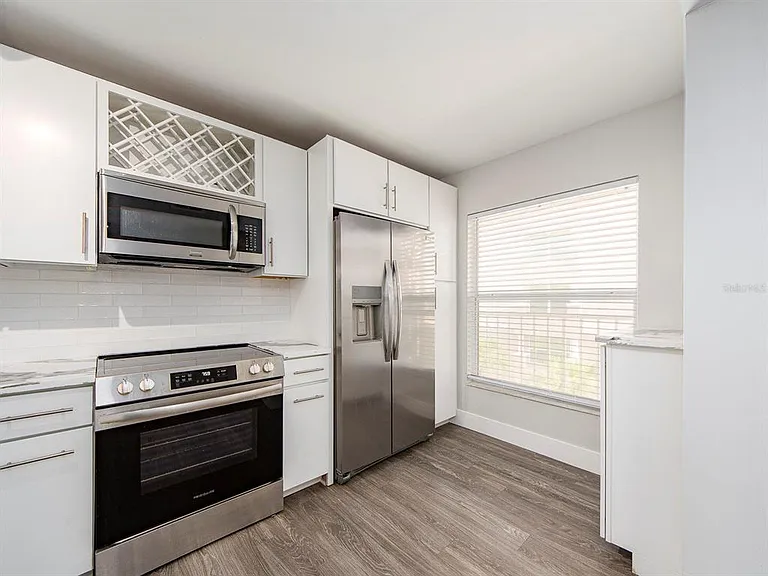 121 Island Way #334 — Photo 4