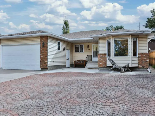 535 W 28th St S, Lethbridge, AB T1J 3T1
