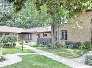 2566 Knightsbridge Rd SE #61, Grand Rapids, MI 49546