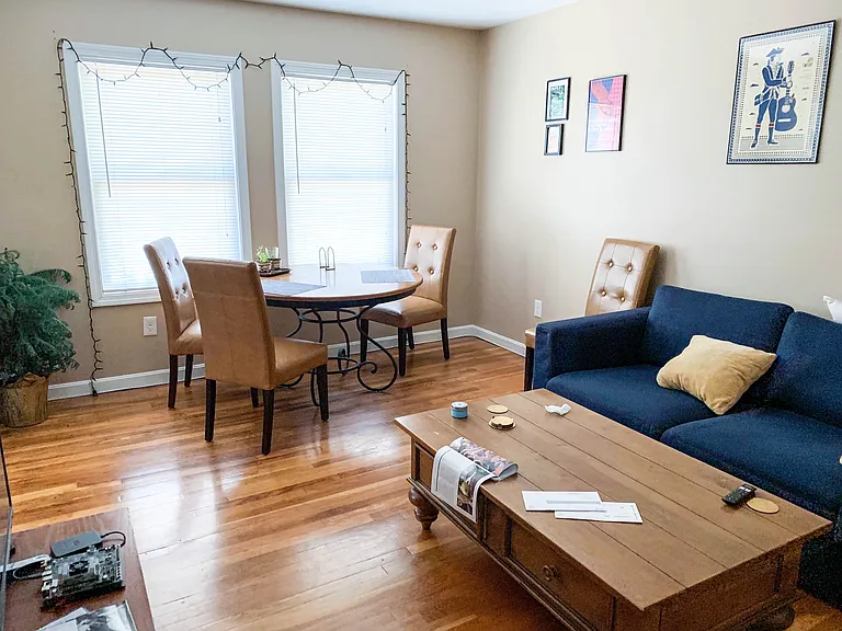 182 Franklin St #2 — Photo 4