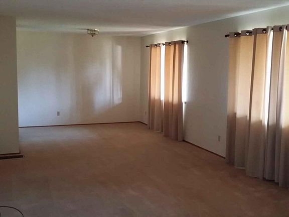 2nd image of 1219 Woodfield Ave