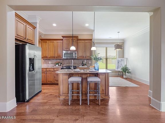 5th image of 108 Ocean Cliff Ln