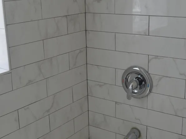 2049 W Berwyn Ave, Chicago, IL 60625