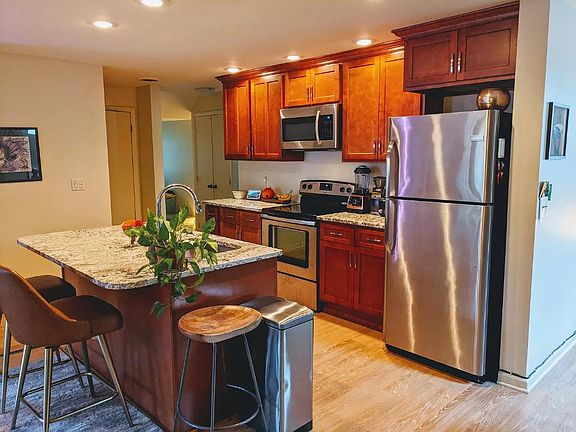 2nd image of 95 Merriman St #3