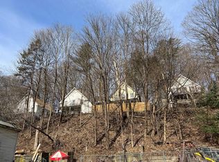 9 Elm Hl, Springfield, VT 05156