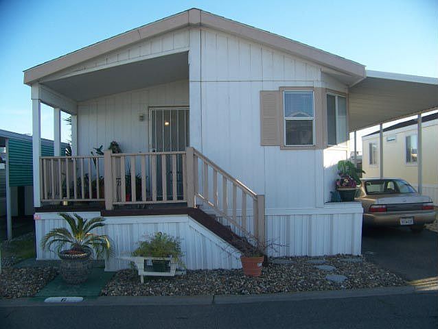 1st image of 1901 E Yosemite Ave Spc 6