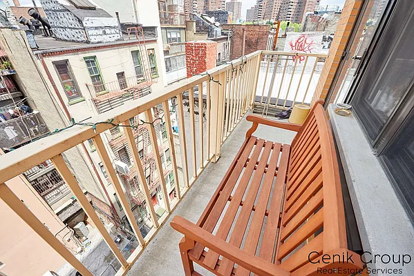 Rented by Genik Group Corp | media 30