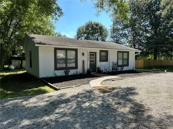 T 36735th Hwy, Orrick, MO 64077