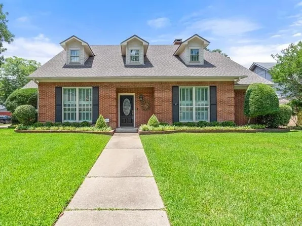 5807 Stoneleigh Dr, Tyler, TX 75703