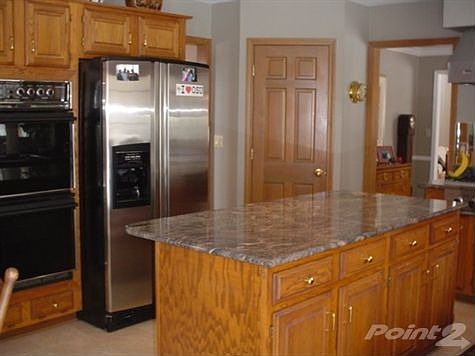 5th image of 3117 Woodcreek Way