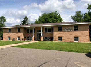 1590 Spring St APT 8, Hastings, MN 55033