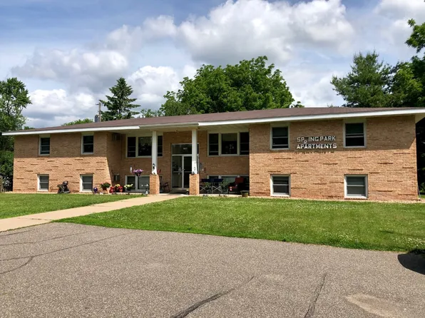 1590 Spring St APT 8, Hastings, MN 55033
