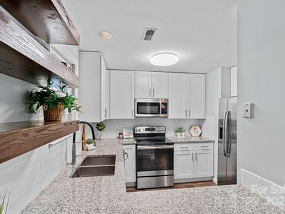 3308 Selwyn Farms Ln APT 5, Charlotte, NC, 28209