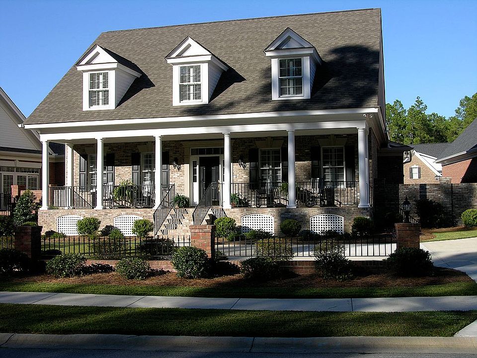 2nd image of 128 Club Ridge Rd