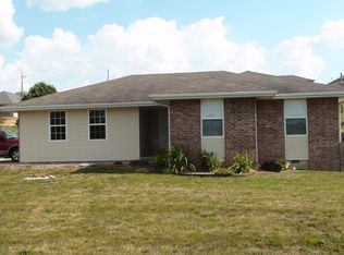 2801 S 17th Ave, Ozark, MO 65721