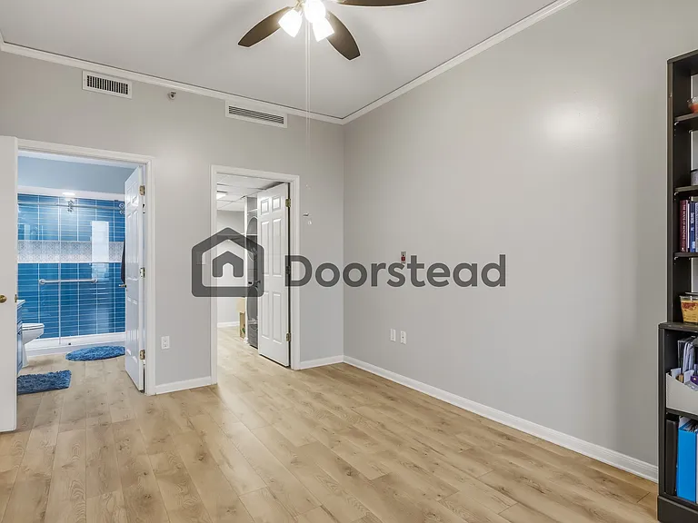 1 Towers Park Ln #1606 — Photo 15
