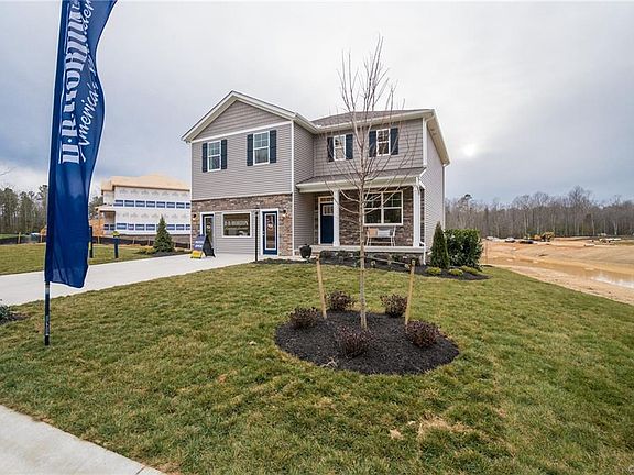 3rd image of 6631 Whisperwood Dr