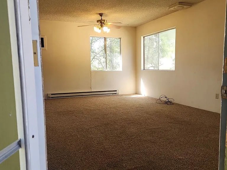 51 Upper Miner Pl — Photo 2