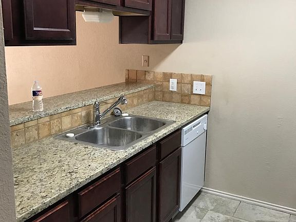 3rd image of 14621 S Padre Island Dr APT P