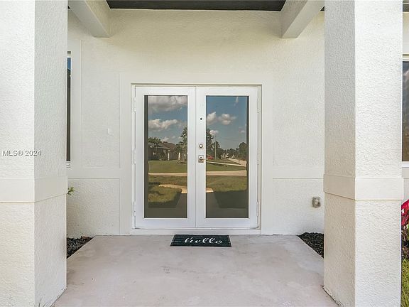 3rd image of 1036 Capetown Ave