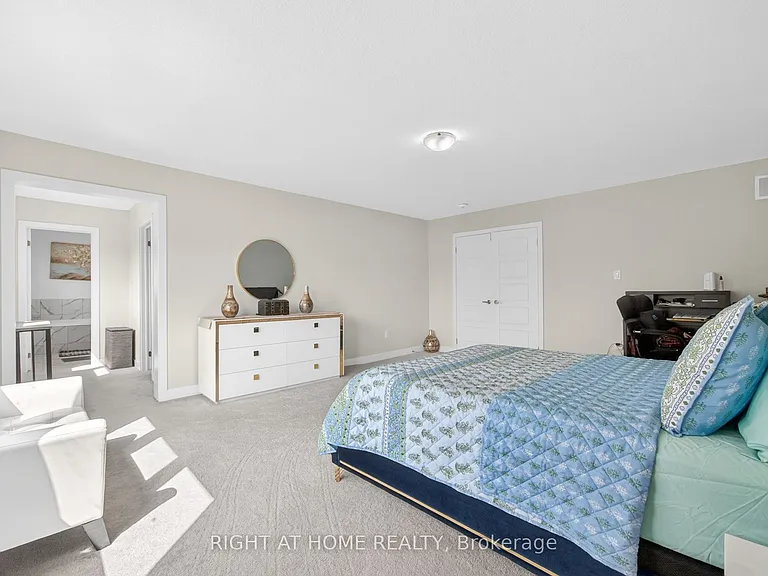 91 Monteith Dr — Photo 23