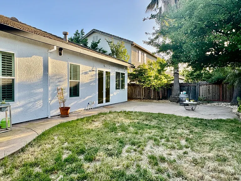 3550 Saint Lucia Pl — Photo 39