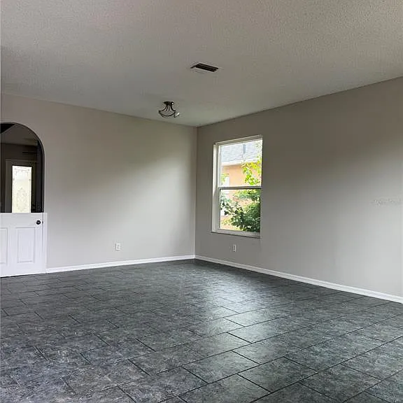 919 Grand Canyon Dr — Photo 2