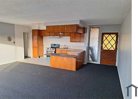 2nd image of 247 E Hullett St APT 8