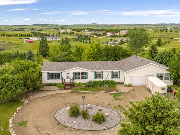 2588 Jonathan Dr N, Mandan, ND 58554