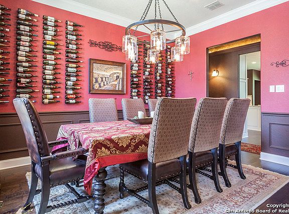 3rd image of 6331 Malaga Way