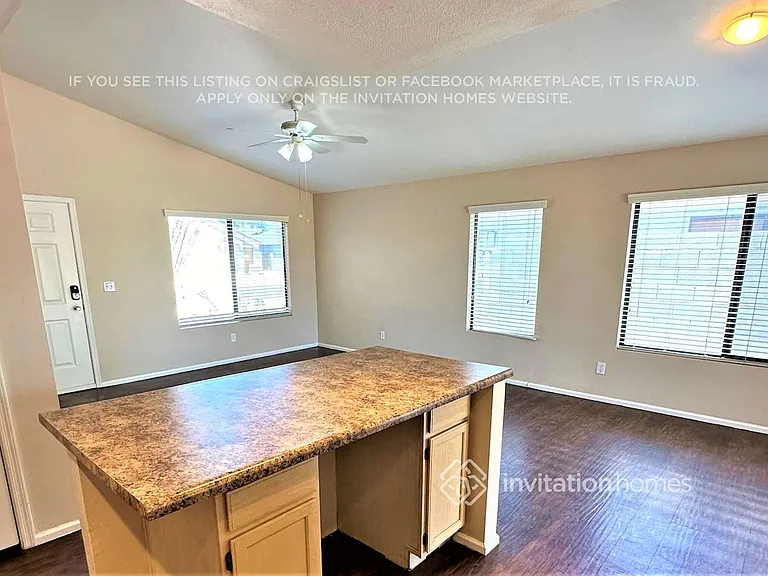 3127 W Donald Dr — Photo 3