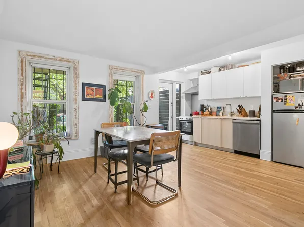 576a Mac Donough Street image 1 of 5