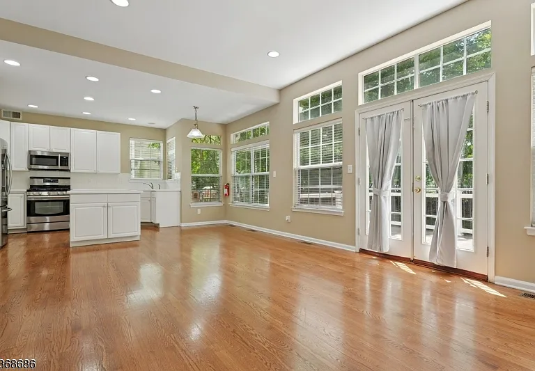 48 Landau Rd — Photo 6