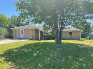 717 Bluebonnet St, Mexia, TX 76667