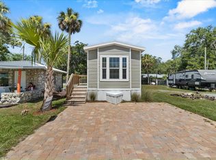 14035 W River Rd #13, Inglis, FL 34449