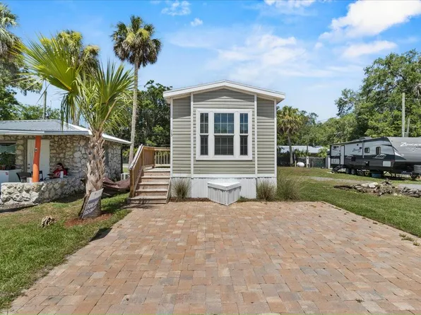 14035 W River Rd #13, Inglis, FL 34449