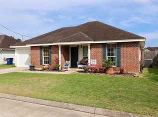 5775 Shadowbend Cir S, Lumberton, TX 77657