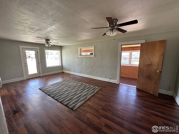 4th image of 90 Cedar Ave