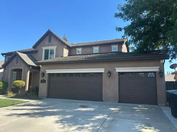 5211 W Elkhorn Ct, Visalia, CA 93277
