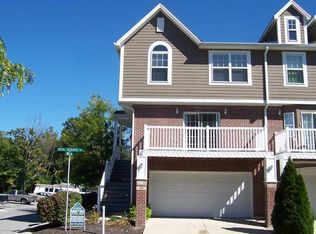 1461 Royal Reserve Way, Greenwood, IN 46143