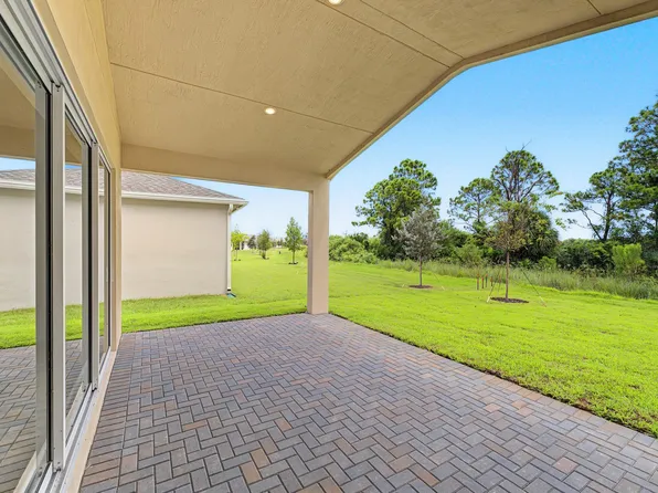 10144 NW Field Flower Trl, Port Saint Lucie, FL 34987